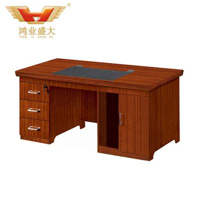 ʵľְԱ�칫��ְԱ̨6��